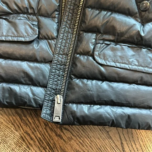 Burberry coat - Picture 6 of 9